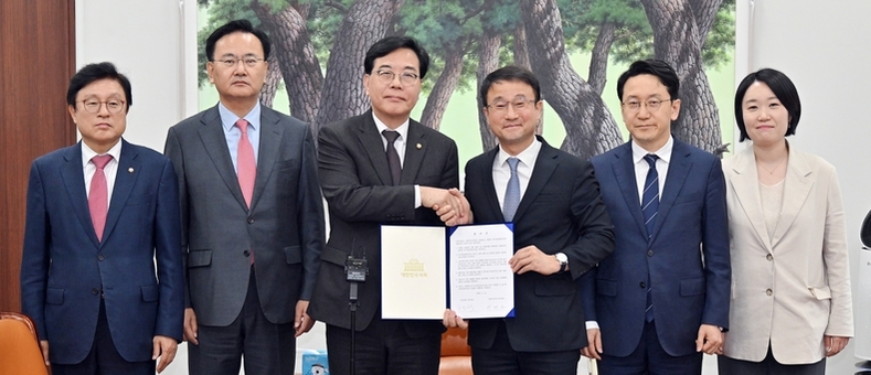 여야, '26.2조' 추경 합의…'소득하위 70 지원금' 정부안 유지